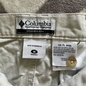 Columbia Woman’s Shorts Size M